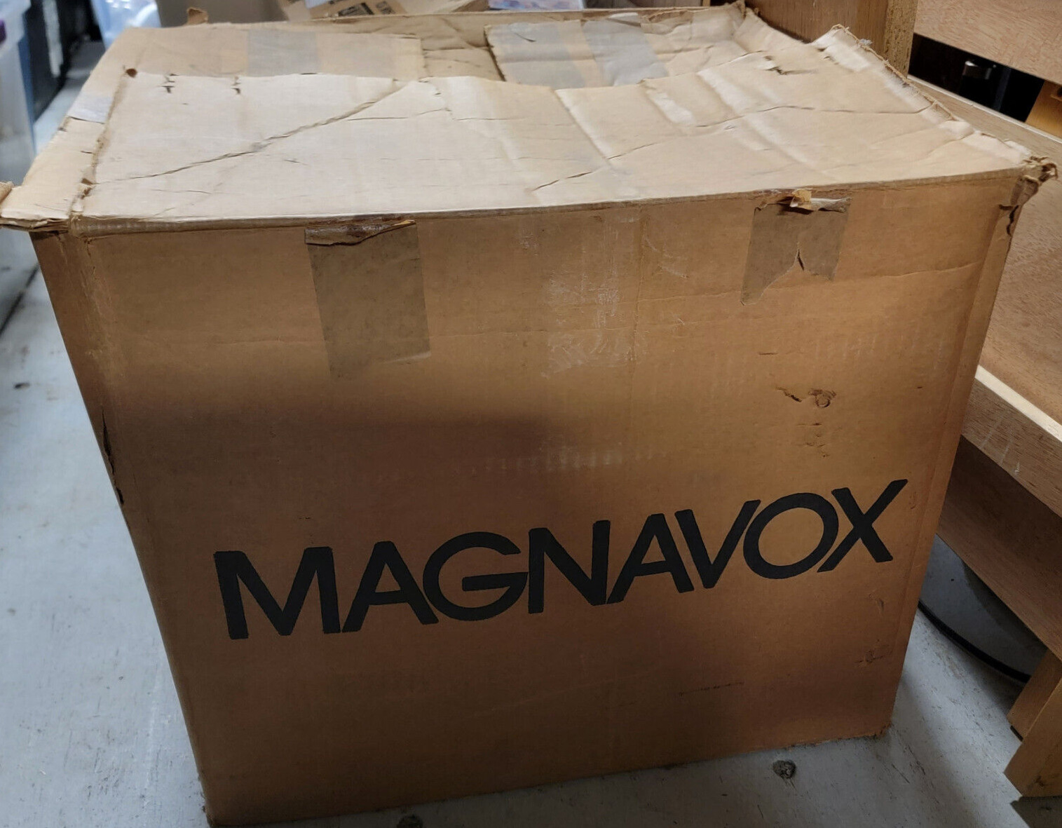 Vintage MAGNAVOX Monitor in Original Box (Model: CM8762 074G)
