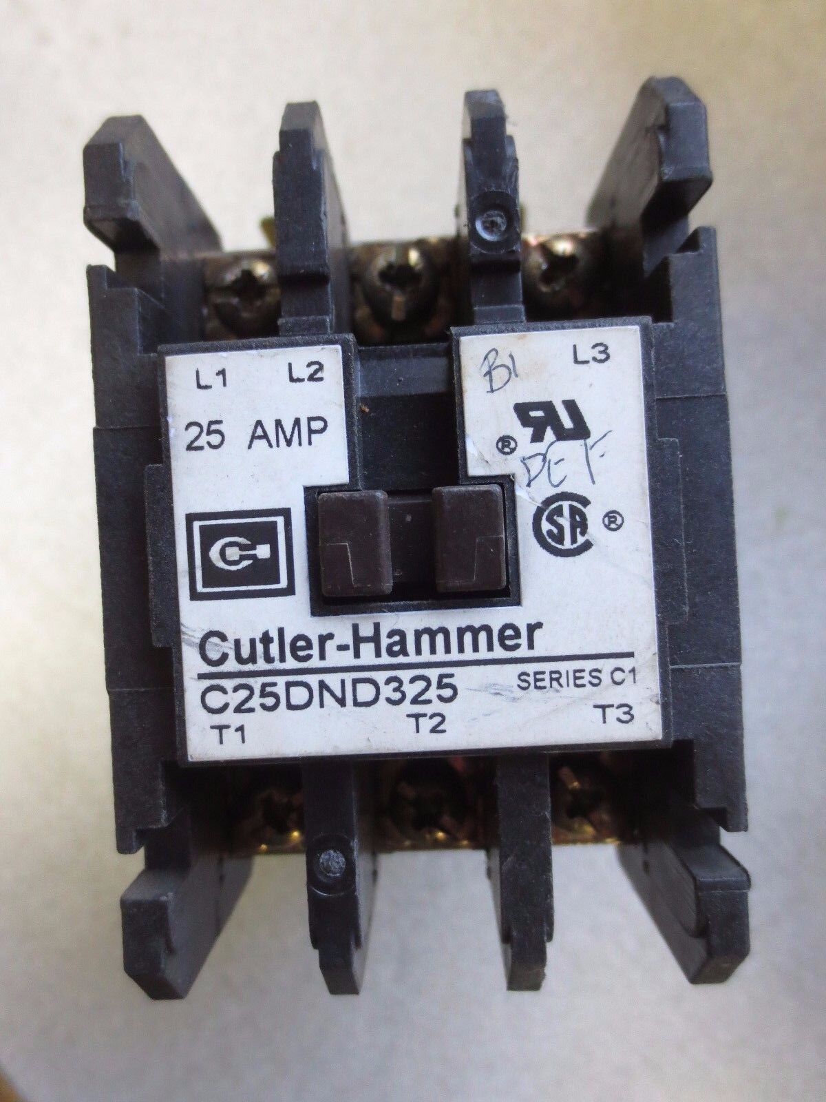 CUTLER-HAMMER C25DND325 CONTACTOR - 25A, 208V/50Hz, 240V/60Hz COIL 
