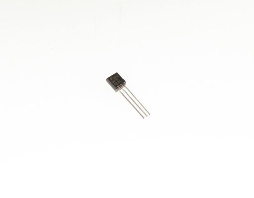 100 pcs MPS6534 PNP General Purpose Amplifier Transistor Power Signal TO-92