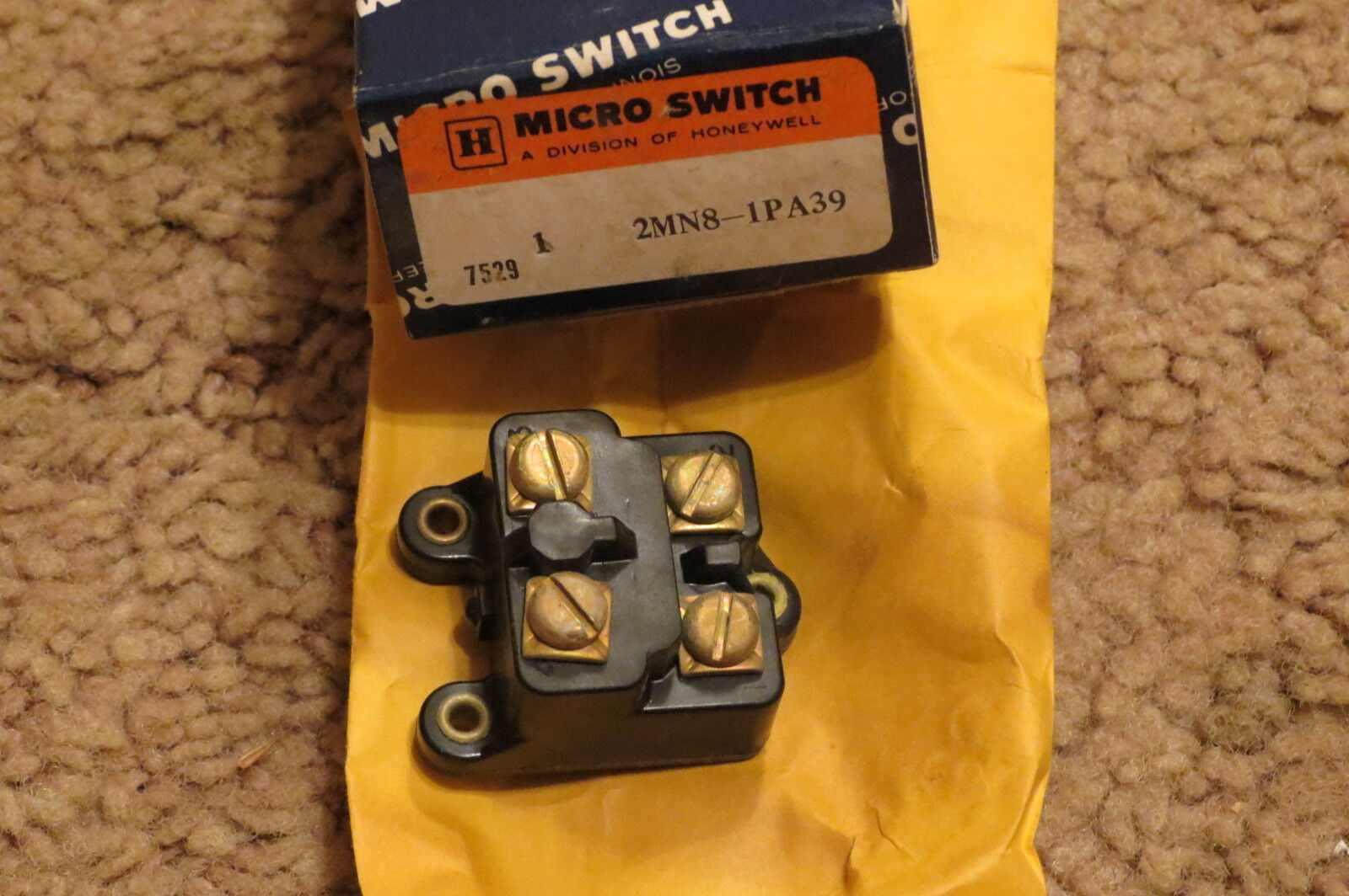 Micro-Switch Contact Block Honeywell 2MN8-1PA39