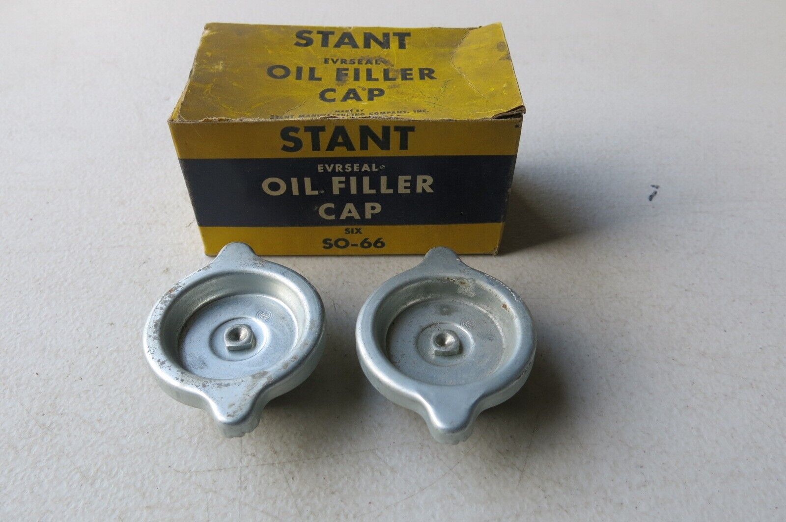 Vintage Stant SO-66 Oil Filler Cap (2) fits Chevrolet Trucks and Cars 1949-1958