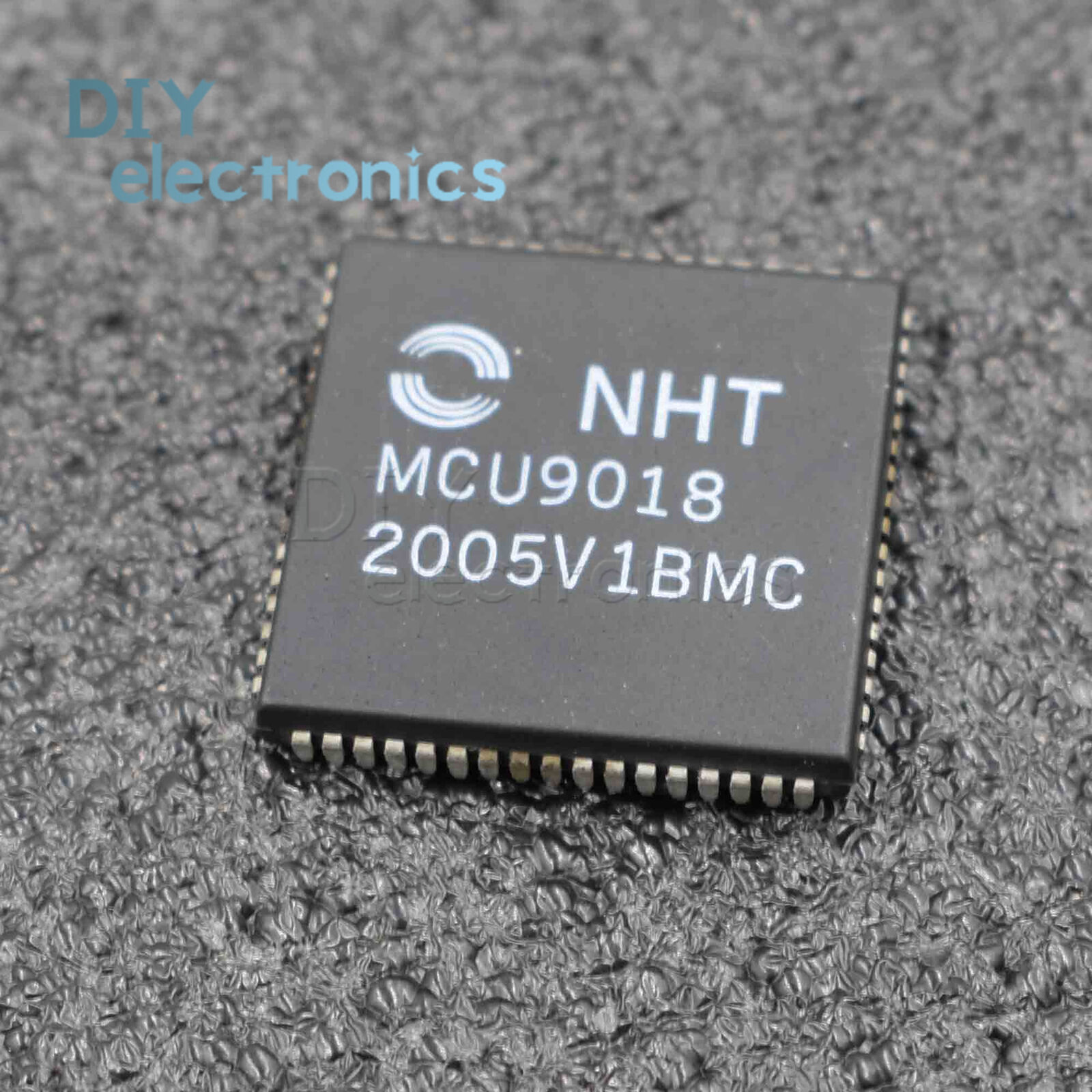 1PCS/5PCS SAB80C517A-N18-T3 80C517A 80C517A-N18 PLCC 8-Bit CMOS Single-Chip