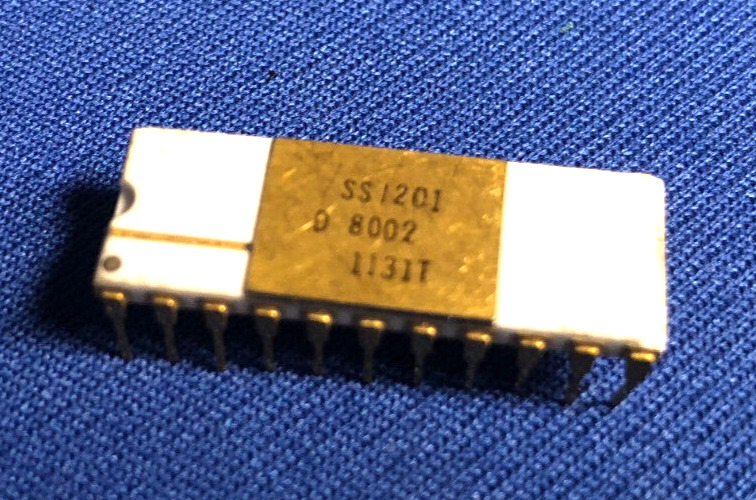 SSI201D SILICON SYS SSI201 GOLD CERAMIC 22PIN VINTAGE 1980 COLLECTIBLE QTY-1