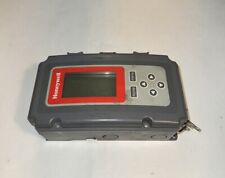 Honeywell T775M2006 Modulating Electronic Temperature Controller Tested picture