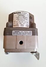 Barksdale DPD2T-A80SS Pressure Or Vacuum Actuated Switch picture