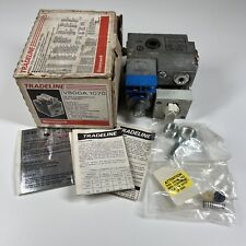 Honeywell Tradeline V800A1070 Combination Gas Control Valve V800A 1070 NEW NOS picture