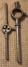 VINTAGE GTD ROUND DIE STOCK HANDLE THREADING HOLDERS GREENFIELD USA MADE Tools. picture