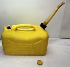 Vintage Wedco 4 Gallon Pre Ban DIESEL Fuel Can Canada Made Vented Fast Pour 15L. picture