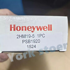 1PC  NEW 2HM19-5 Basic Switch Via FedEx or DHL picture