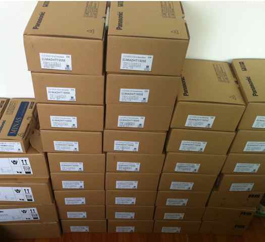 NEW Panasonic server motor MUMS022A1B0S via DHL or FedEx