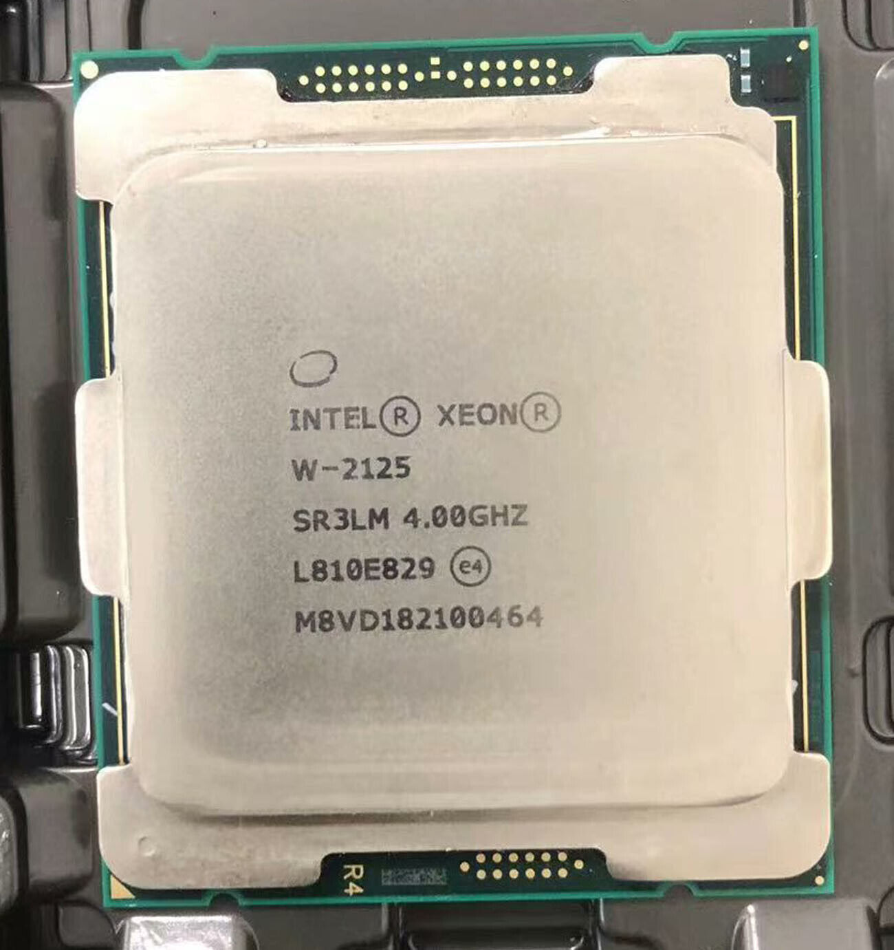 Intel Xeon W-2125 4.00GHz 4Cores 8 Threads 120W SR3LM LGA-2066 CPU server
