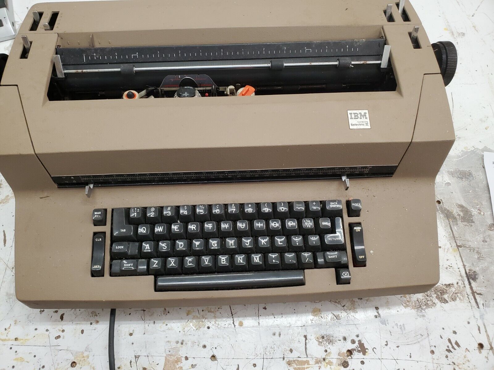 🎆Vtg Tan Brown IBM  Selectric II Typewriter Replacement Part Oem motor base🎆