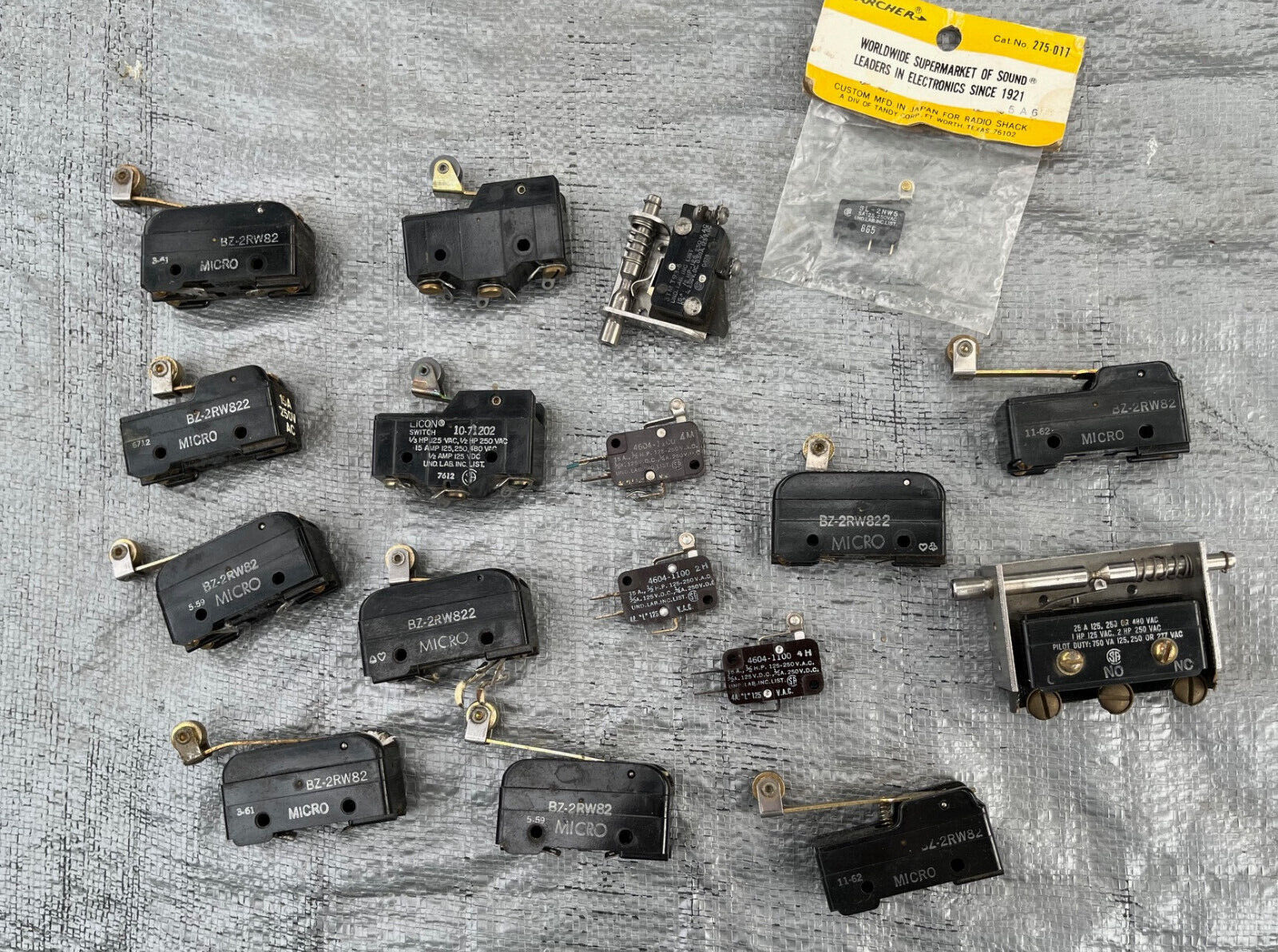Switch Actuators Vintage Lot of 17 - Used